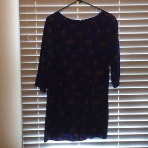 Swing dress with back zipper